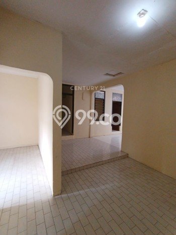 For Sale Hunian Rumah Terawat 4 KT di Bintaro, Tangerang Selatan For Sale Hunian Rumah Terawat 4 KT di Bintaro, Tangerang Selatan