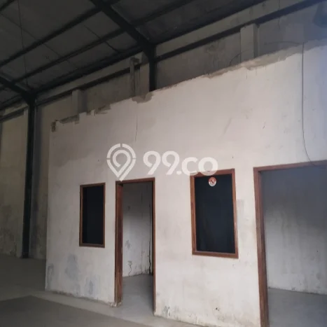 Gudang untuk Disewa di Pusat Bandung Luas Bangunan 500m2 Gudang untuk Disewa di Pusat Bandung Luas Bangunan 500m2