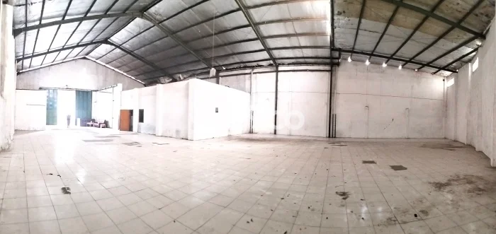 Gudang untuk Disewa di Pusat Bandung Luas Bangunan 500m2 Gudang untuk Disewa di Pusat Bandung Luas Bangunan 500m2