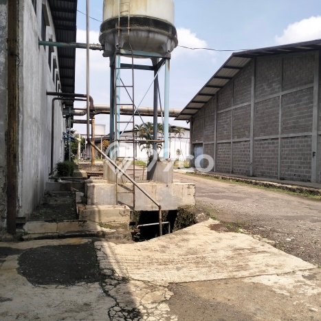 Disewakan Gudang komersial di Dayeuhkolot luas bangunan 2000m2 Disewakan Gudang komersial di Dayeuhkolot luas bangunan 2000m2