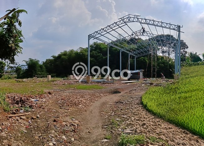 Gudang Disewa di Soreang, Bandung, LT 2000m2 / LB 300m2 Gudang Disewa di Soreang, Bandung, LT 2000m2 / LB 300m2
