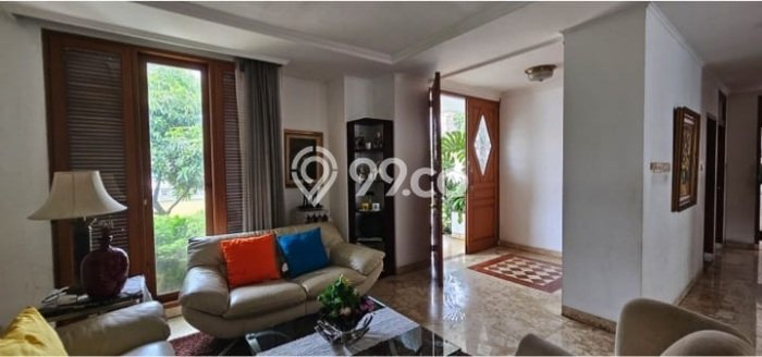 Jual Rumah Luas Megah Dengan View Eksklusif di Kemang, Jakarta Selatan Jual Rumah Luas Megah Dengan View Eksklusif di Kemang, Jakarta Selatan