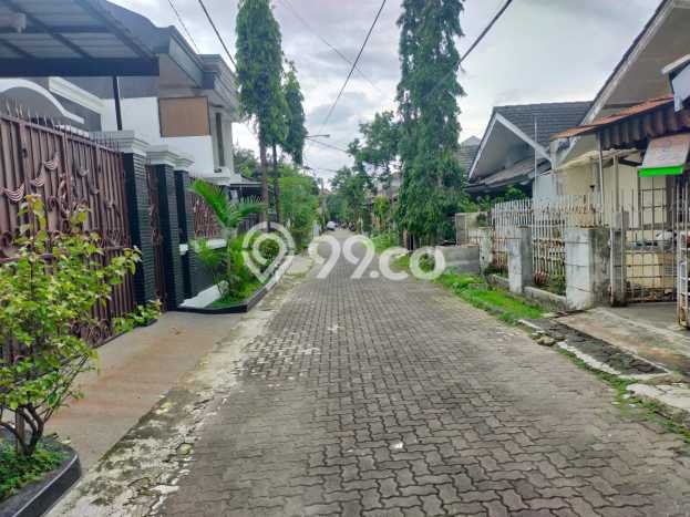 Rumah Strategis dengan Luas Tanah 144m² di Lokasi Margahayu, Bandung Rumah Strategis dengan Luas Tanah 144m² di Lokasi Margahayu, Bandung