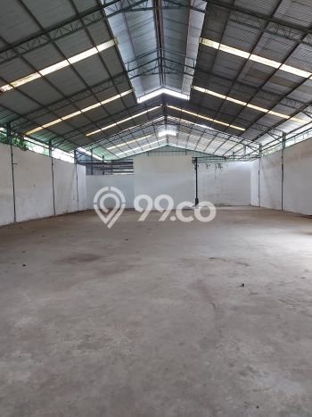 Area Ramai! Gudang Dijual di Hamparan Perak untuk Bisnis Luas Bangunan 720m2 Area Ramai! Gudang Dijual di Hamparan Perak untuk Bisnis Luas Bangunan 720m2