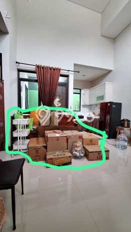 Disewakan! Rumah 2 Kamar Tidur &
1 Kamar Mandi di Sentul, Bogor Disewakan! Rumah 2 Kamar Tidur &
1 Kamar Mandi di Sentul, Bogor