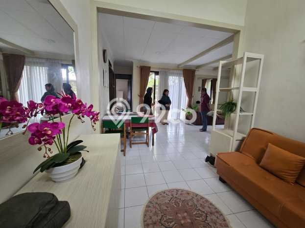 Dijual Rumah Mewah Elegan Dengan View Eksklusif di Sentul, Bogor Dijual Rumah Mewah Elegan Dengan View Eksklusif di Sentul, Bogor