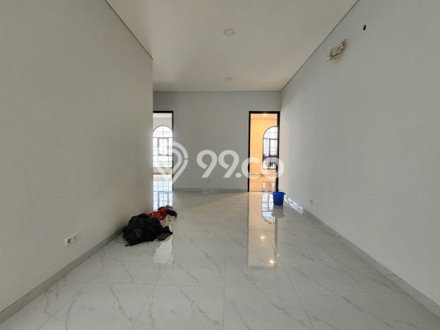 Hunian Mewah LB 430m2 Siap Pakai Desain Elegan di Ampera, Jakarta Selatan Hunian Mewah LB 430m2 Siap Pakai Desain Elegan di Ampera, Jakarta Selatan