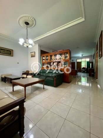 Dijual Rumah Mewah Elegan Dengan View Cantik di Setiabudi, Jakarta Selatan Dijual Rumah Mewah Elegan Dengan View Cantik di Setiabudi, Jakarta Selatan