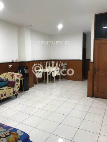 Ruko Disewa di Bandung dengan LB 273m2 Area Komersial Ramai Ruko Disewa di Bandung dengan LB 273m2 Area Komersial Ramai