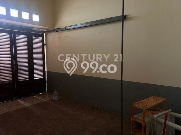 Rumah Mewah LB 180m2 Siap Pakai Desain Elegan di Peta, Bandung Rumah Mewah LB 180m2 Siap Pakai Desain Elegan di Peta, Bandung