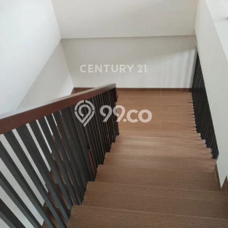 For Sale! Luxury House LT 585m2 Desain Elegan di Bandung Kota For Sale! Luxury House LT 585m2 Desain Elegan di Bandung Kota