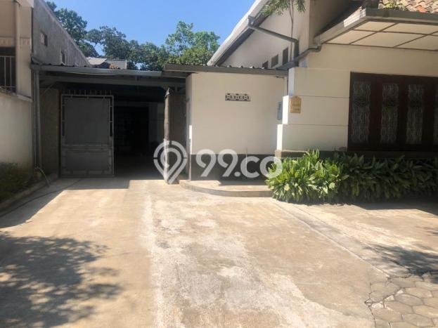 Siap Huni Rumah Mewah 7 Kamar di Coblong Dekat ke Mana Saja Siap Huni Rumah Mewah 7 Kamar di Coblong Dekat ke Mana Saja