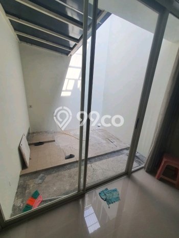 Rumah Modern 4 KT di Citraland Surabaya Unfurnished Rumah Modern 4 KT di Citraland Surabaya Unfurnished