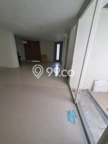 Rumah Modern 4 KT di Citraland Surabaya Unfurnished Rumah Modern 4 KT di Citraland Surabaya Unfurnished