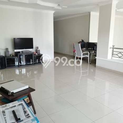 Rumah Elit Modern Tanpa Renovasi di Pasteur Bandung Rumah Elit Modern Tanpa Renovasi di Pasteur Bandung