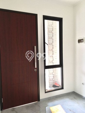 Rumah Area Nyaman kawasan , Jakarta Timur, Luas 95m2m² LB 125m2m² Rumah Area Nyaman kawasan , Jakarta Timur, Luas 95m2m² LB 125m2m²