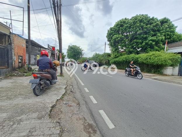 Ruko Paling Dicari LB 181m2 Dijual di Duren Sawit Ruko Paling Dicari LB 181m2 Dijual di Duren Sawit