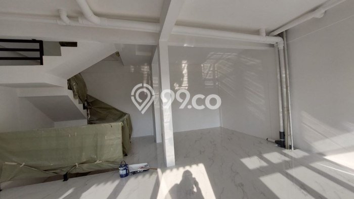 Rumah Modern 4 KT di Jatibening Bekasi Semi Furnished Rumah Modern 4 KT di Jatibening Bekasi Semi Furnished