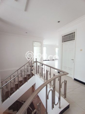 For Sale! Premium House LT 287m2 Desain Modern di Pondok Kelapa For Sale! Premium House LT 287m2 Desain Modern di Pondok Kelapa