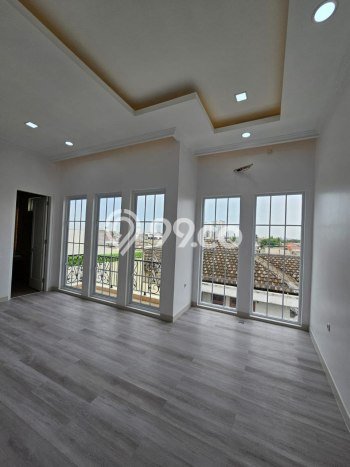 Dijual Rumah Elit Exclusive di Kayu Putih, Jakarta Timur Dijual Rumah Elit Exclusive di Kayu Putih, Jakarta Timur