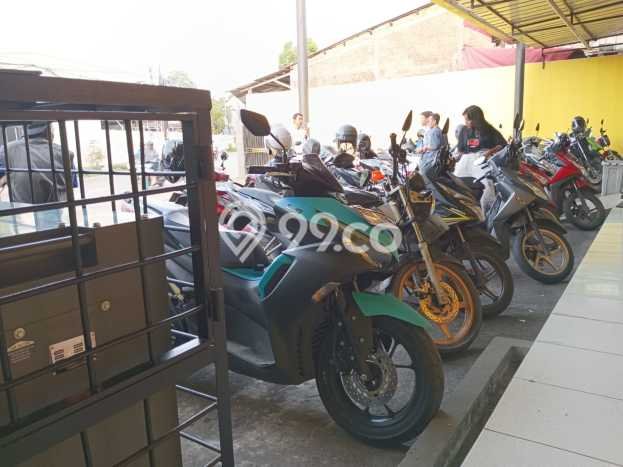 Dijual Ruko di Mustikajaya Bekasi LT 696m2 / LB 600m2 Dijual Ruko di Mustikajaya Bekasi LT 696m2 / LB 600m2