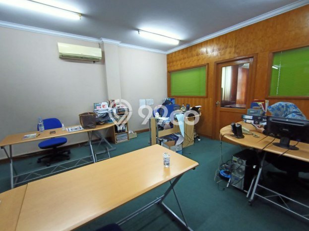 Unit Ruko Dijual di Bekasi LT 72m2 & LB 180m2 Unit Ruko Dijual di Bekasi LT 72m2 & LB 180m2