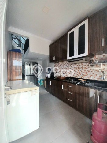 Rumah Luas Asri 5 KT Siap Pakai di Jati Luhur Bekasi Rumah Luas Asri 5 KT Siap Pakai di Jati Luhur Bekasi