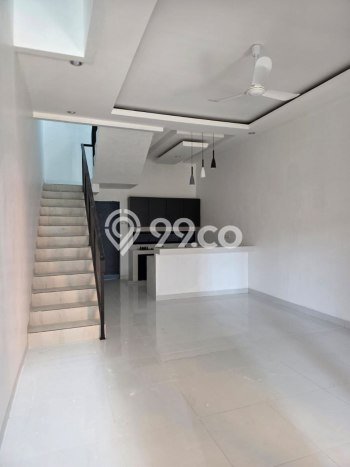 Rumah Modern Minimalis 4 Kamar Bisa Langsung Pindah di Matraman Rumah Modern Minimalis 4 Kamar Bisa Langsung Pindah di Matraman