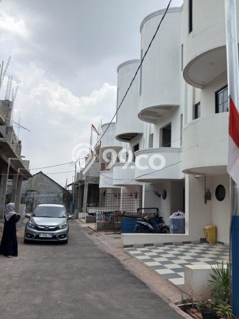 Rumah Minimalis 4 KT di Pondok Kelapa Jakarta Timur Unfurnished Rumah Minimalis 4 KT di Pondok Kelapa Jakarta Timur Unfurnished