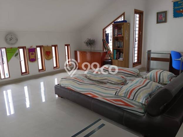 Dijual Rumah Premium dengan Fasilitas Sekitar Lengkap di Palmerah, Jakarta Barat Dijual Rumah Premium dengan Fasilitas Sekitar Lengkap di Palmerah, Jakarta Barat