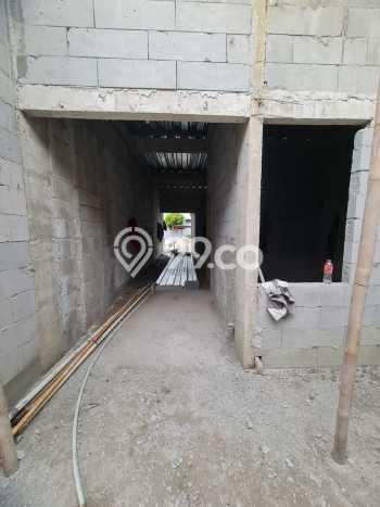 Rumah Luas Asri 3 KT Siap Huni di Kayuringin Jaya Bekasi Rumah Luas Asri 3 KT Siap Huni di Kayuringin Jaya Bekasi