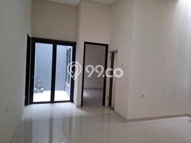 For Sale Rumah 4 Kamar Lokasi Ideal Nyaman dan Strategis di Ciputat For Sale Rumah 4 Kamar Lokasi Ideal Nyaman dan Strategis di Ciputat