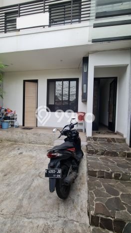 LISTING BARU! Rumah Strategis di Setiabudi, LT 124m² LB 200m² LISTING BARU! Rumah Strategis di Setiabudi, LT 124m² LB 200m²