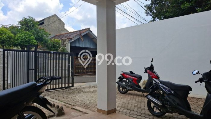 Hunian Mewah LB 262m2 Siap Huni Desain Elegan di Pondok Kelapa, Jakarta Timur Hunian Mewah LB 262m2 Siap Huni Desain Elegan di Pondok Kelapa, Jakarta Timur