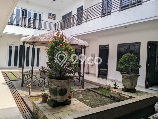 Ready to Use! Luxury House LT 468m2 Desain Modern di Pejaten Ready to Use! Luxury House LT 468m2 Desain Modern di Pejaten