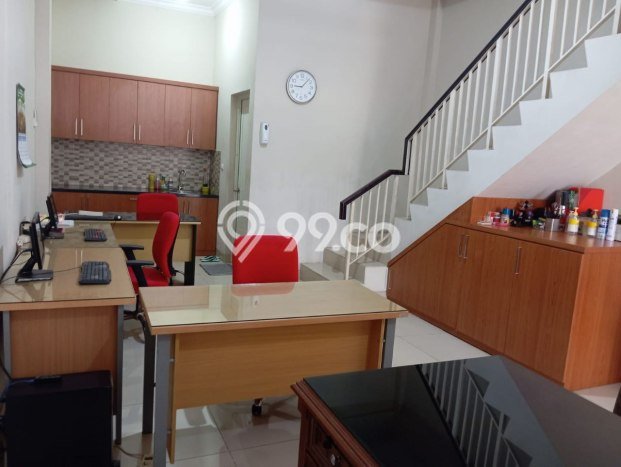 LOKASI PREMIUM! Ruko di , Luas 135m2m², Mainroad, Area Komersial LOKASI PREMIUM! Ruko di , Luas 135m2m², Mainroad, Area Komersial