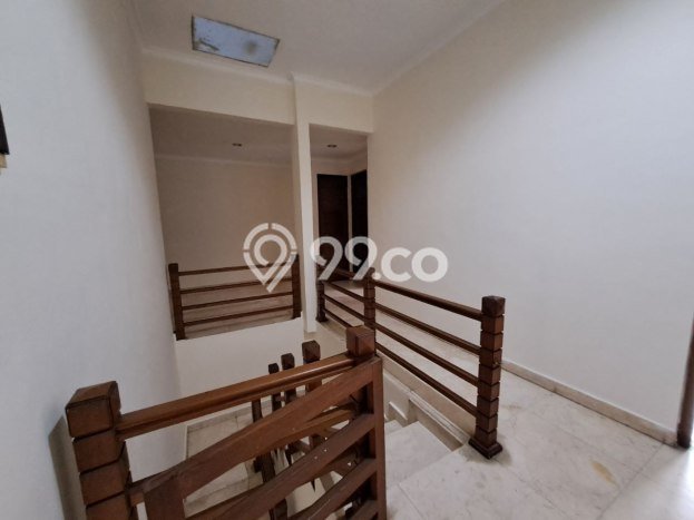 Rumah Luxury Modern Tanpa Renovasi di Lebak Bulus Jakarta Selatan Rumah Luxury Modern Tanpa Renovasi di Lebak Bulus Jakarta Selatan