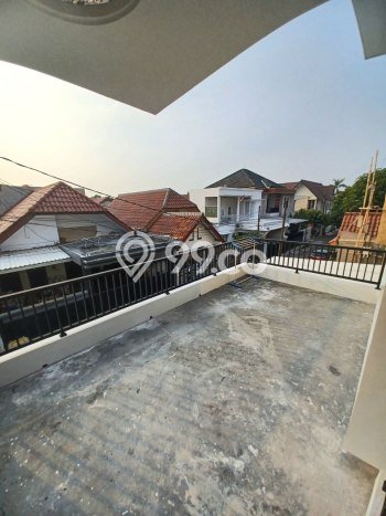 Rumah Luas Asri 5 KT Siap Pakai di Jati Luhur Bekasi Rumah Luas Asri 5 KT Siap Pakai di Jati Luhur Bekasi