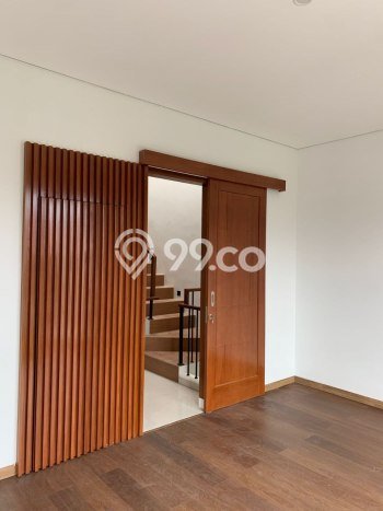 Ready to Use! Luxury House LT 89m2 Desain Elegan di Rawamangun Ready to Use! Luxury House LT 89m2 Desain Elegan di Rawamangun