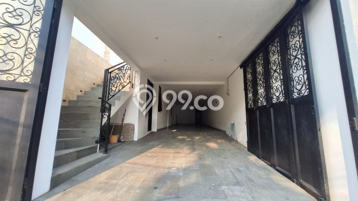 Hunian Mewah Siap Huni LT 143m2 di Jagakarsa, Jakarta Selatan Hunian Mewah Siap Huni LT 143m2 di Jagakarsa, Jakarta Selatan
