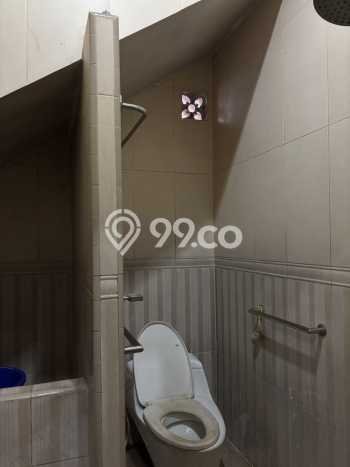 DIJUAL CEPAT! Rumah Siap Huni Lokasi Premium Kebon Kacang, Luas 244m² Bangunan 450m² DIJUAL CEPAT! Rumah Siap Huni Lokasi Premium Kebon Kacang, Luas 244m² Bangunan 450m²