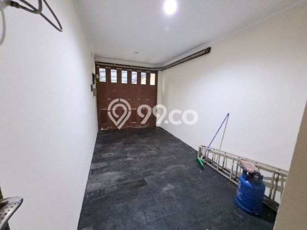 Rumah Luxury Modern Tanpa Renovasi di Lebak Bulus Jakarta Selatan Rumah Luxury Modern Tanpa Renovasi di Lebak Bulus Jakarta Selatan
