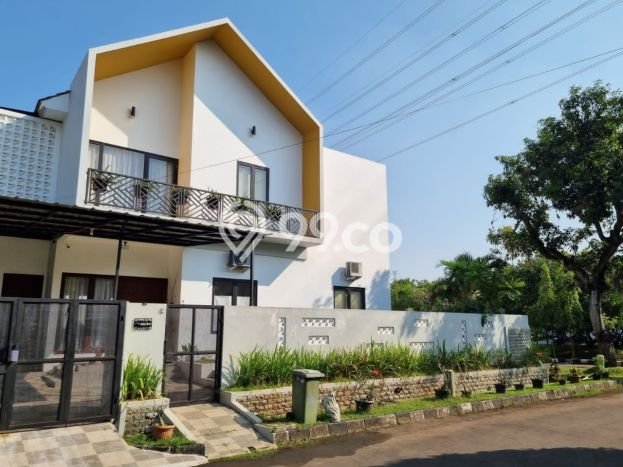 Rumah Mewah LB 250m2 Siap Huni Desain Elegan di Cikunir, Bekasi Rumah Mewah LB 250m2 Siap Huni Desain Elegan di Cikunir, Bekasi