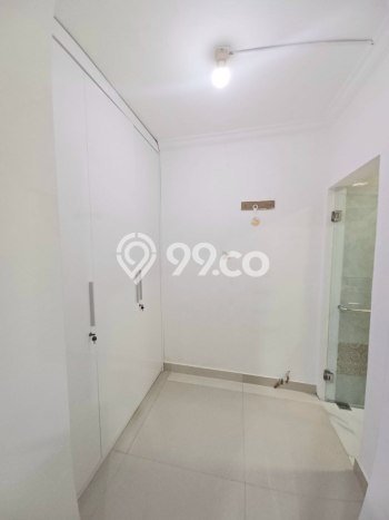 Rumah Luas Asri 5 KT Siap Pakai di Jati Luhur Bekasi Rumah Luas Asri 5 KT Siap Pakai di Jati Luhur Bekasi