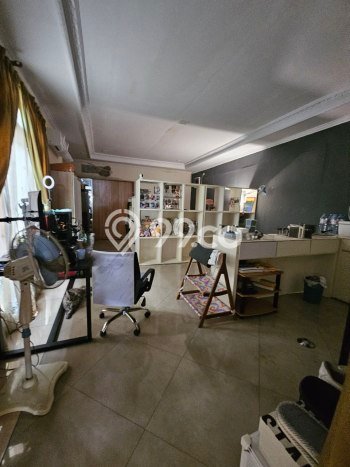 Dijual Rumah Premium dengan Fasilitas Sekitar Komplit di Tebet, Jakarta Selatan Dijual Rumah Premium dengan Fasilitas Sekitar Komplit di Tebet, Jakarta Selatan