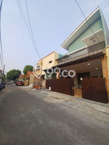 Rumah Luas Asri 5 KT Siap Pakai di Jati Luhur Bekasi Rumah Luas Asri 5 KT Siap Pakai di Jati Luhur Bekasi