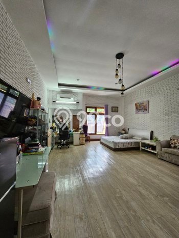 Dijual Rumah Mewah Elegan Dengan View Eksklusif di Warung Buncit, Jakarta Selatan Dijual Rumah Mewah Elegan Dengan View Eksklusif di Warung Buncit, Jakarta Selatan