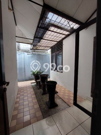 Rumah Elit Modern Siap Huni di Pondok Gede Bekasi Rumah Elit Modern Siap Huni di Pondok Gede Bekasi