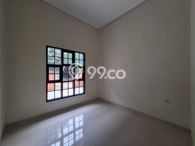 For Sale Rumah 4 Kamar Lokasi Ideal Nyaman dan Strategis di Ciputat For Sale Rumah 4 Kamar Lokasi Ideal Nyaman dan Strategis di Ciputat
