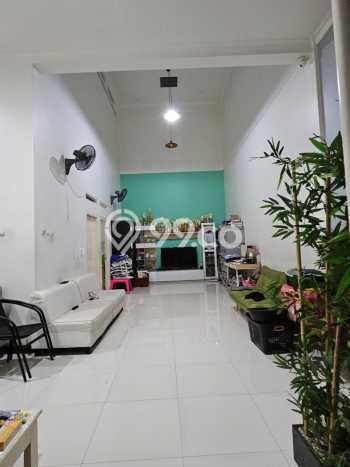 Rumah area , Bekasi, LT 170m2m² Bangunan 200m2m² - JUAL CEPAT! Rumah area , Bekasi, LT 170m2m² Bangunan 200m2m² - JUAL CEPAT!